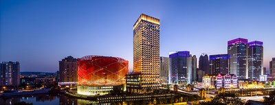 헨네셴 극장(헨네셴 테아터)